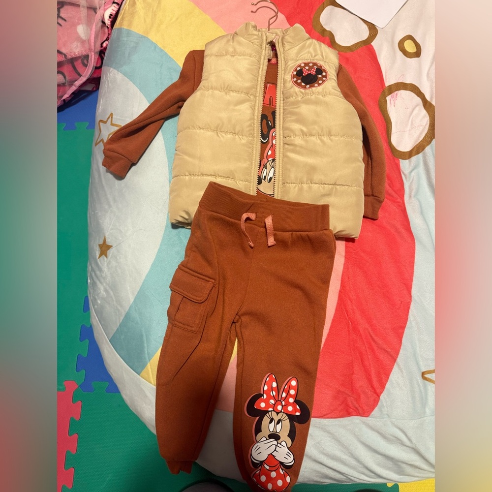 Disney Kids Tan and Brown Minnie Mouse Joggers… Toddler girl 3-pc